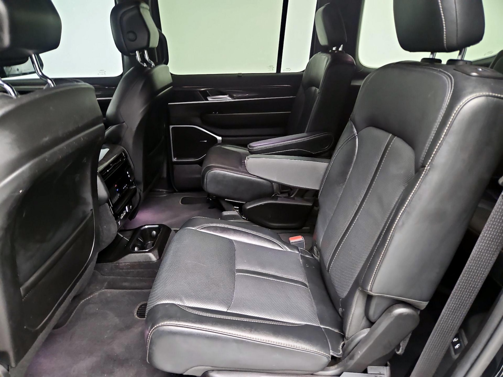 Rear Air Conditioning