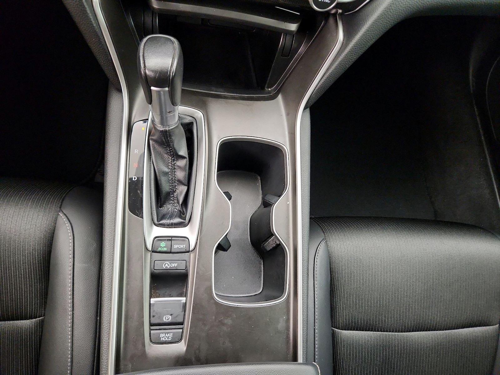 2022 Honda Accord Sport - Photo 18