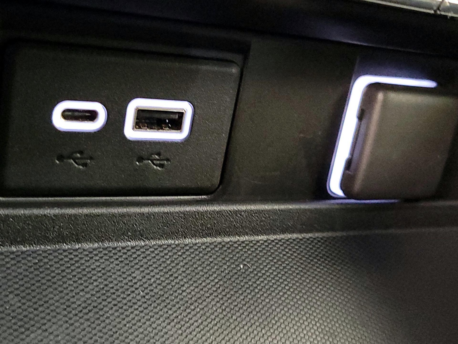 2022 Chevrolet Tahoe LT - Photo 20