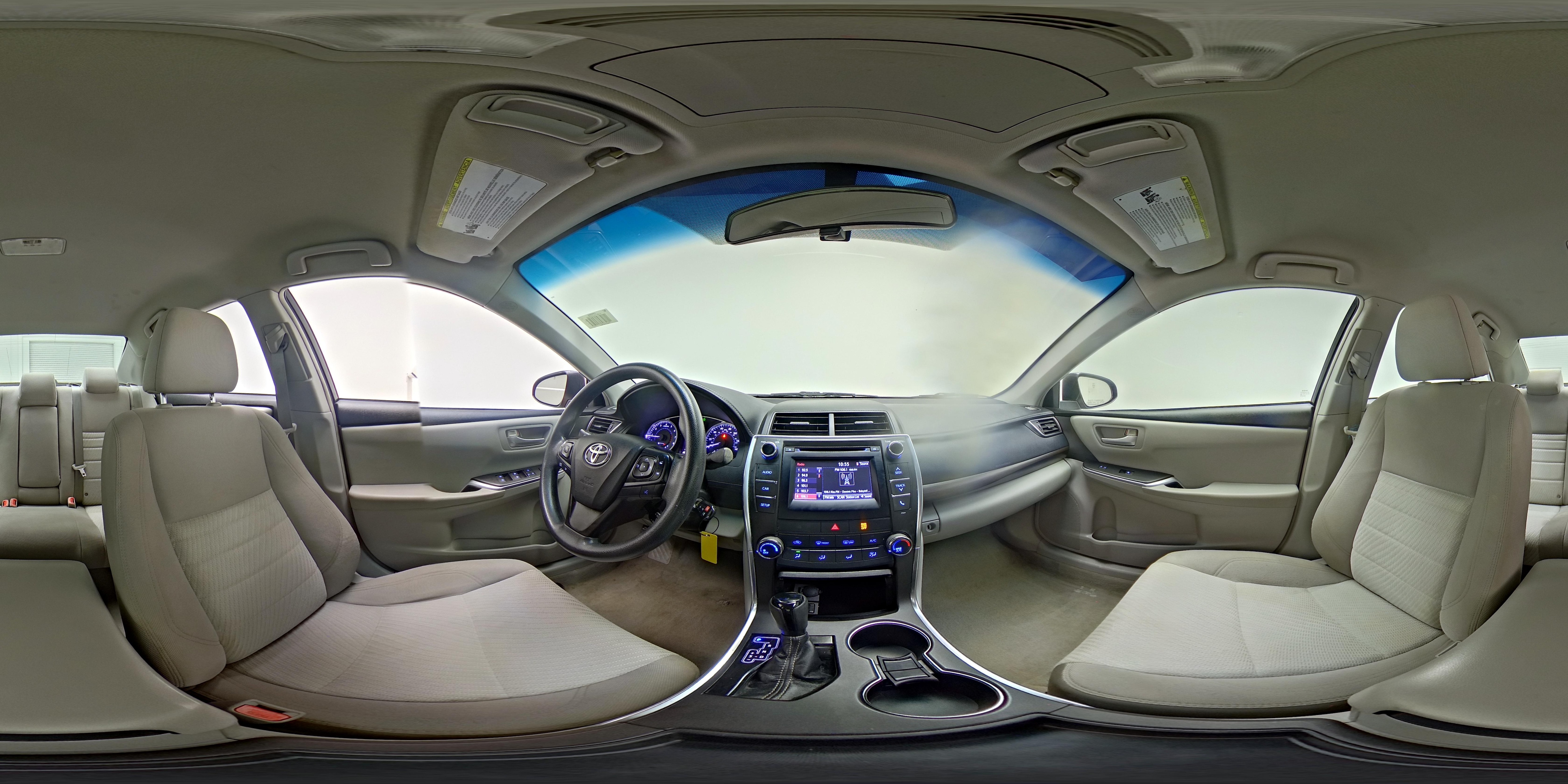 2016 Toyota Camry LE - Photo 24