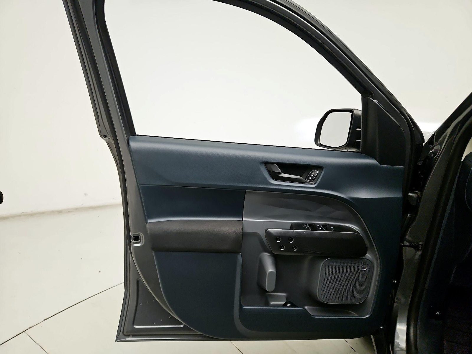 2026 Ford Maverick XL - Photo 13