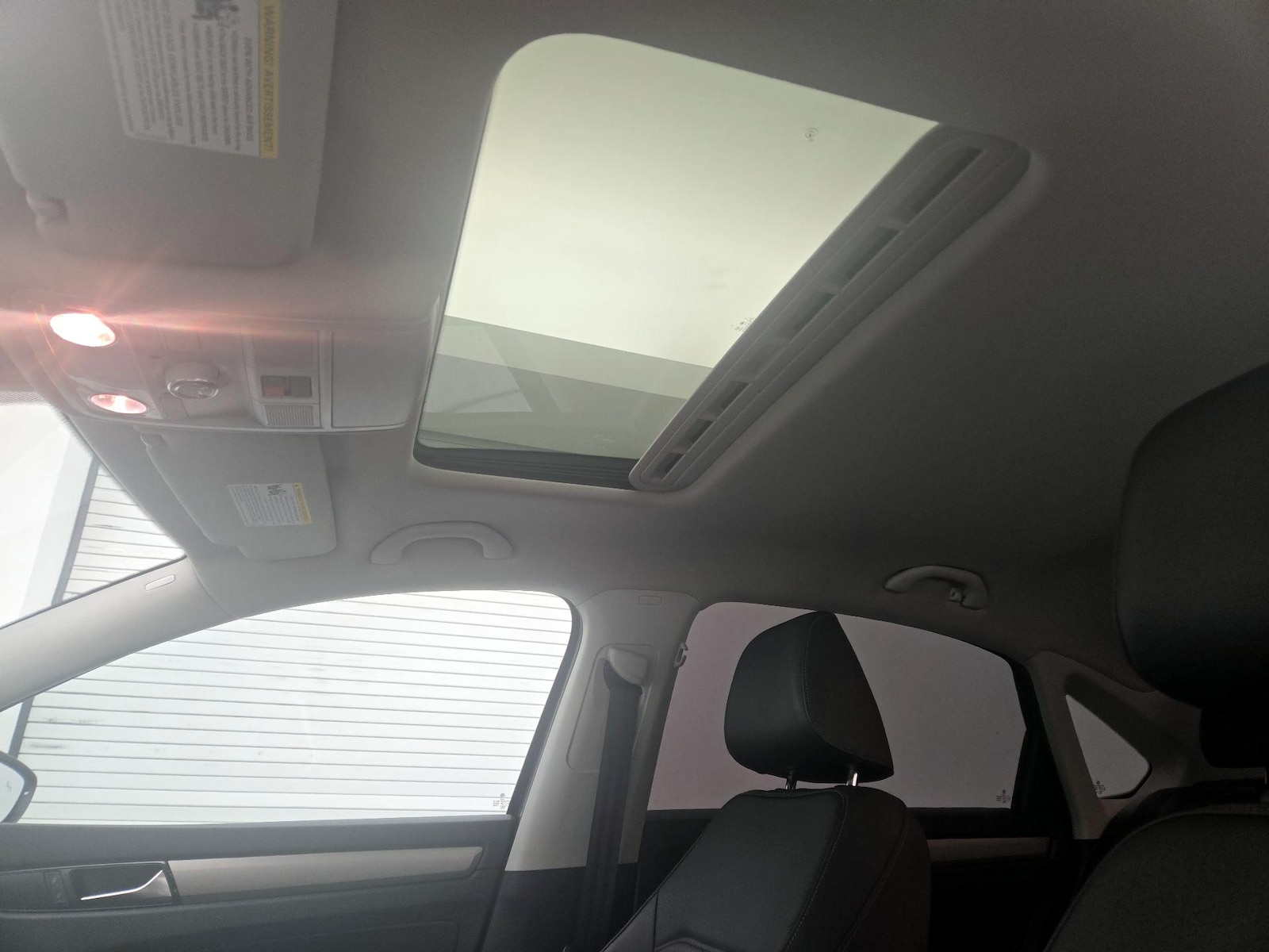 2022 Volkswagen Passat SE - Photo 20