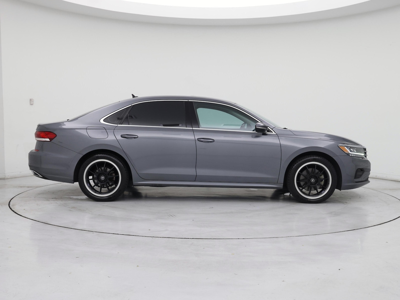 2022 Volkswagen Passat SE - Photo 8