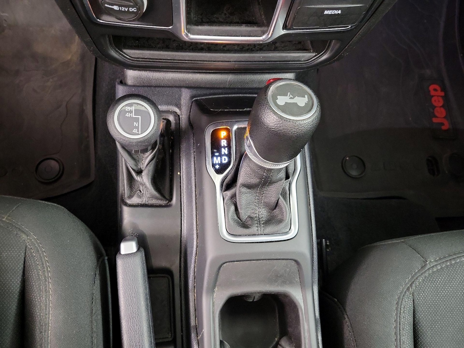 2021 Jeep Wrangler Willys Sport - Photo 18