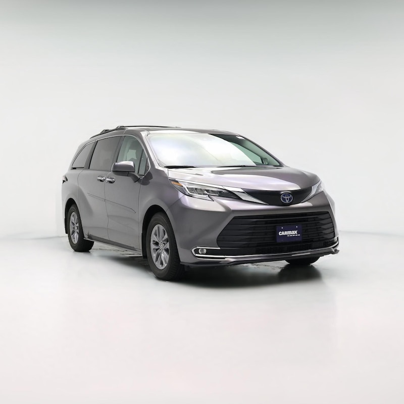 2022 Toyota Sienna Hybrid XLE