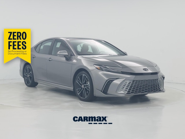 Gray 2025 Toyota Camry Sedan Front-Wheel Drive Automatic
