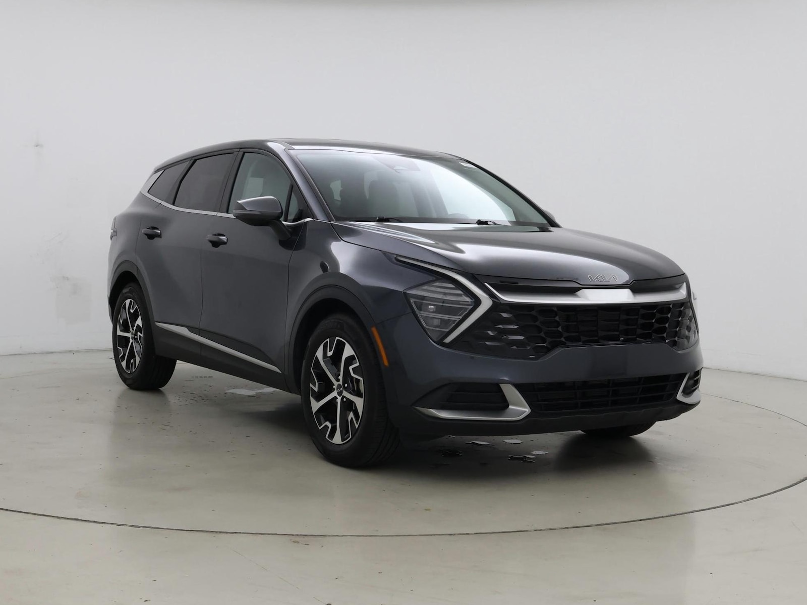 2024 Kia Sportage EX - Photo 2