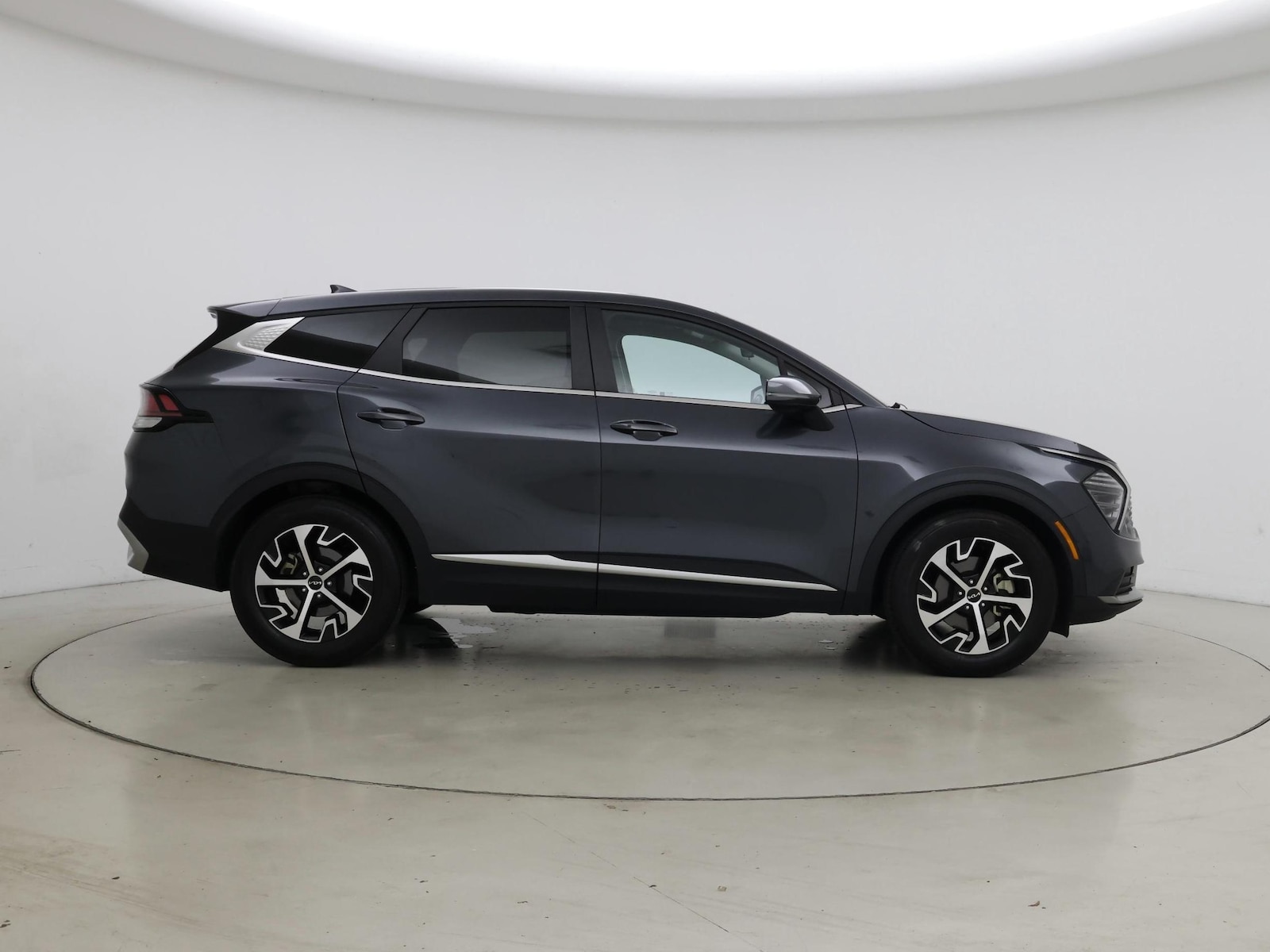2024 Kia Sportage EX - Photo 8