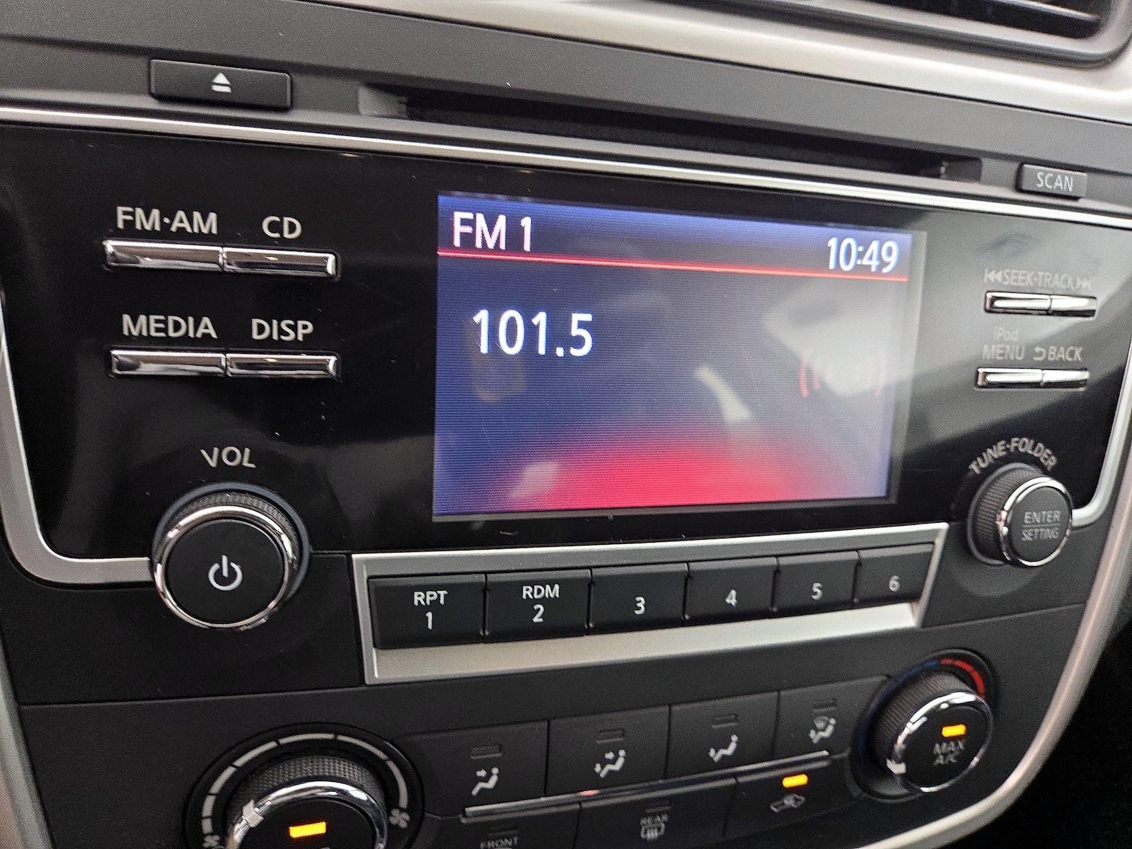 2017 Nissan Altima SR - Photo 16