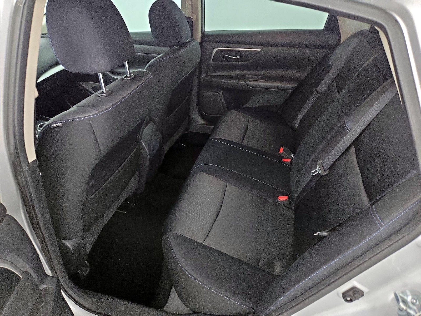2017 Nissan Altima SR - Photo 20