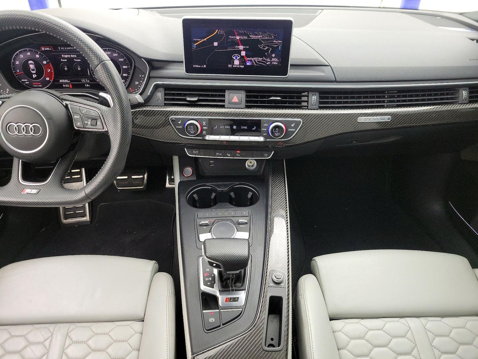 Apple CarPlay® & Android Auto™