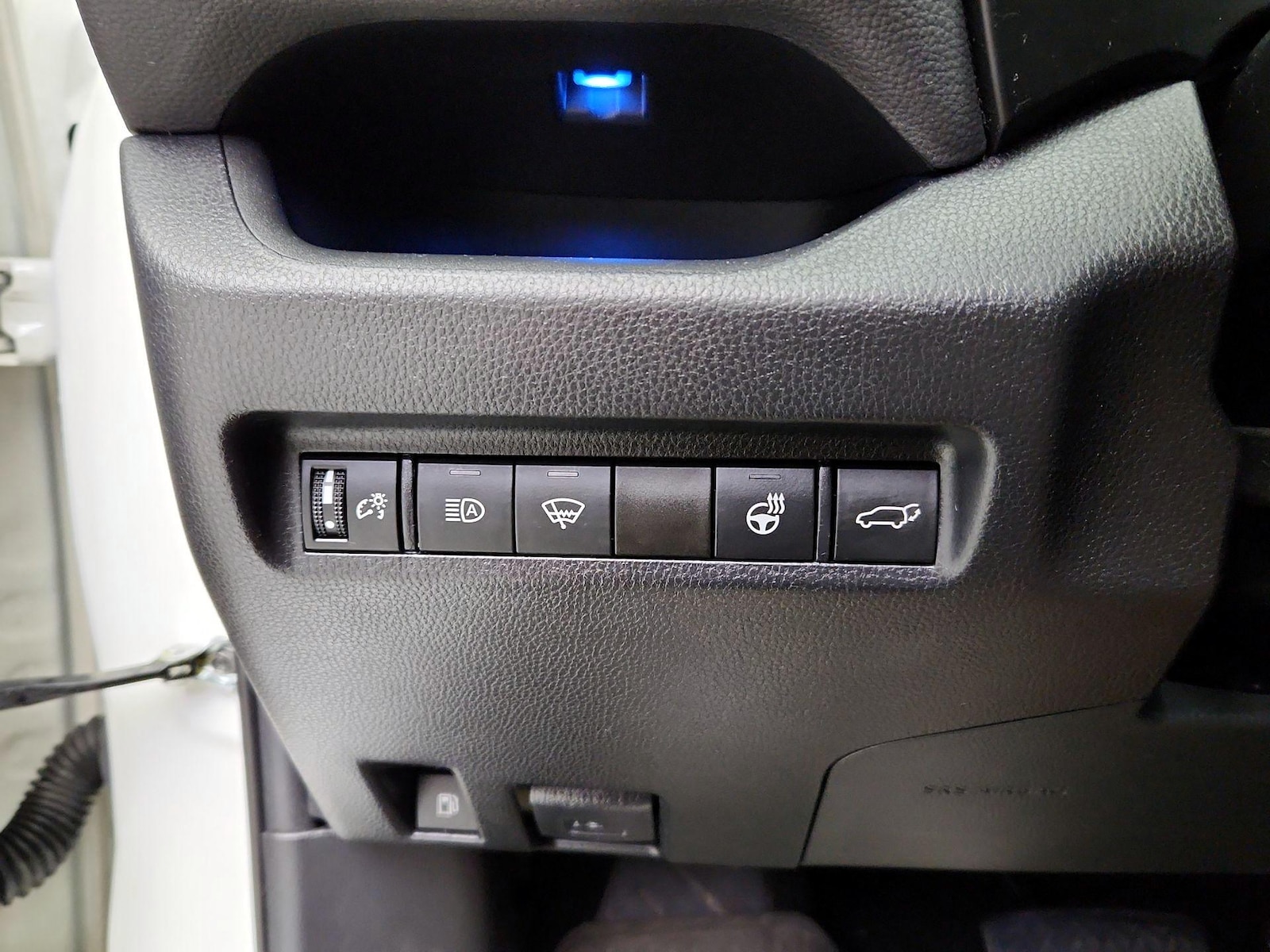 2021 Toyota RAV4 XSE - Photo 14