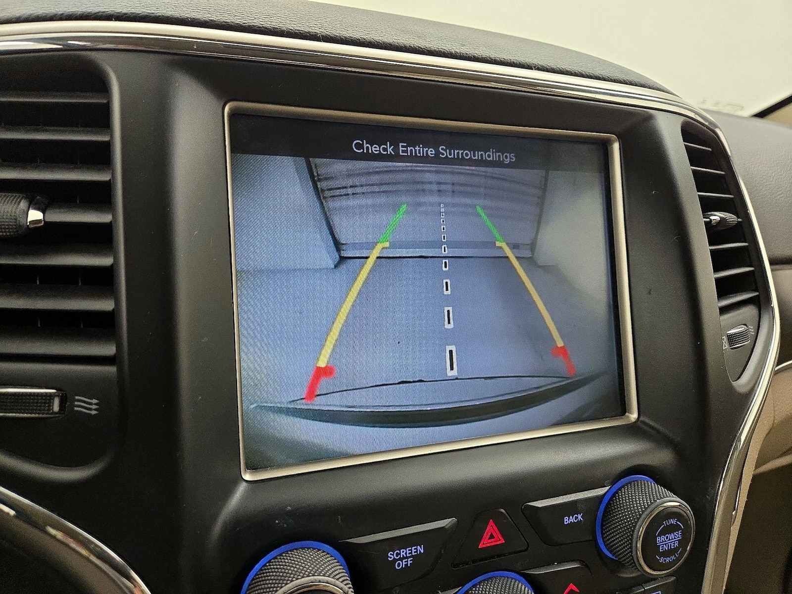 2015 Jeep Grand Cherokee Limited - Photo 16