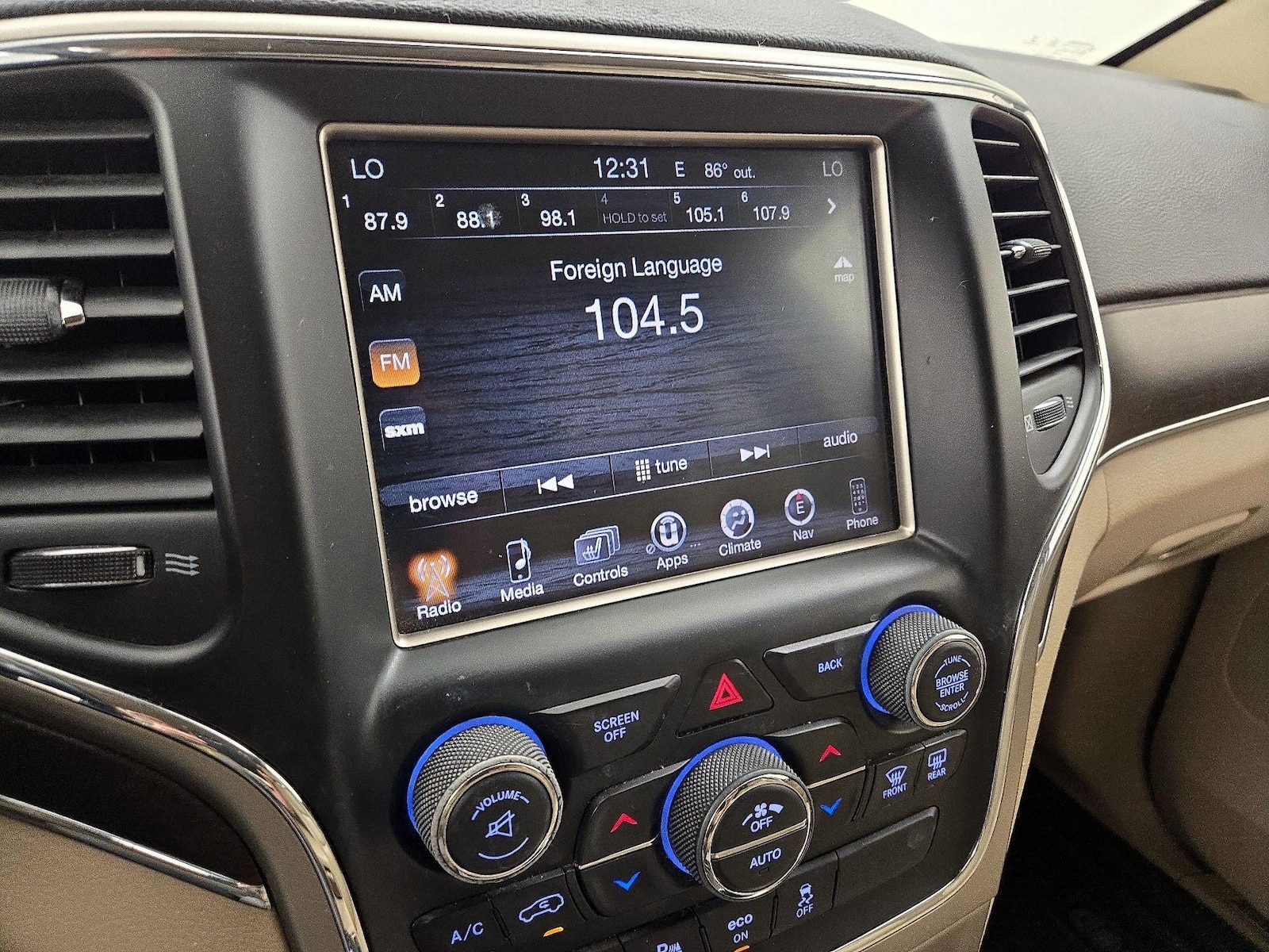 2015 Jeep Grand Cherokee Limited - Photo 17