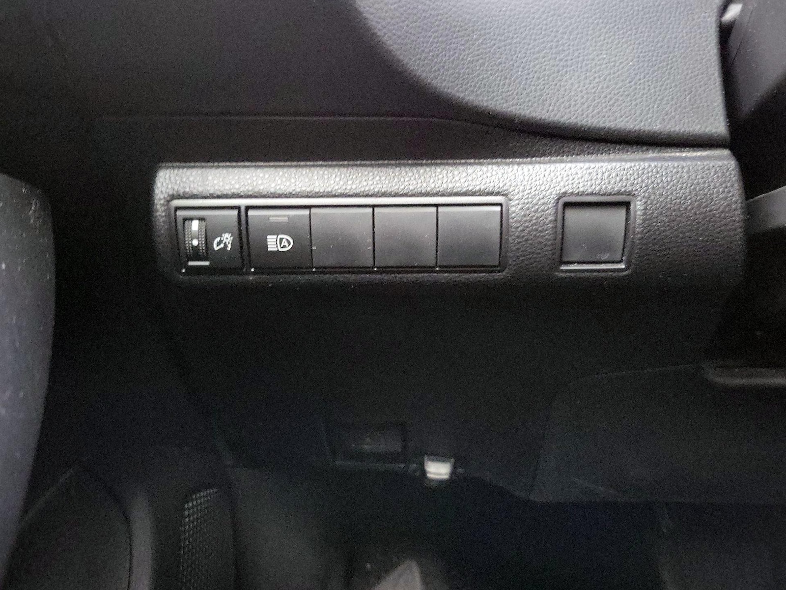 2022 Toyota Corolla LE - Photo 12