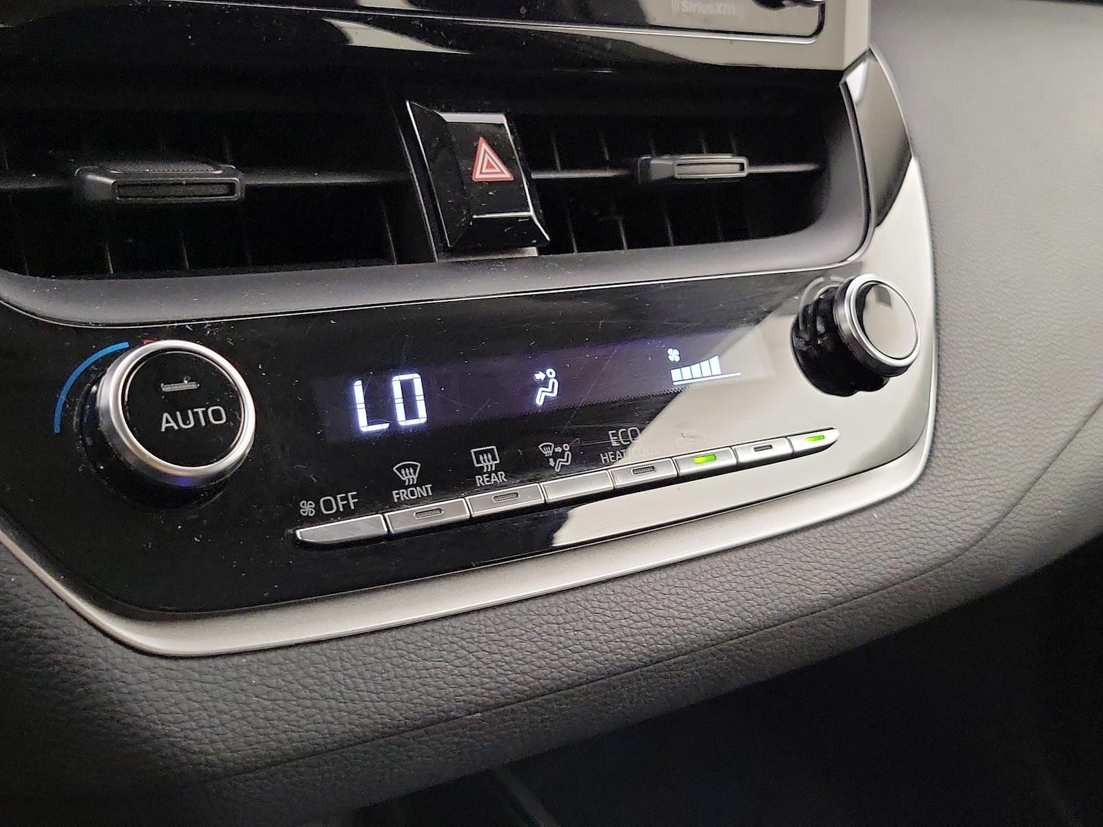 2022 Toyota Corolla LE - Photo 15