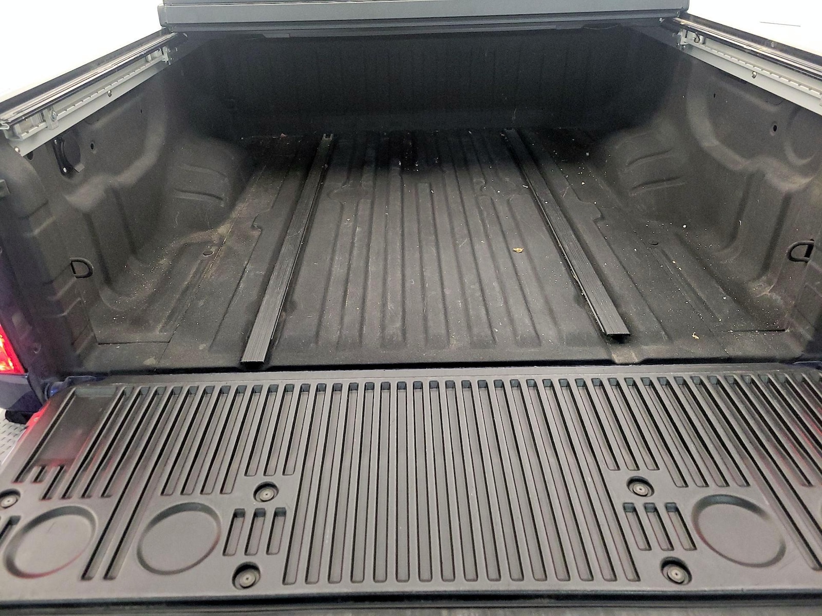 2017 Nissan Titan PRO-4X - Photo 22