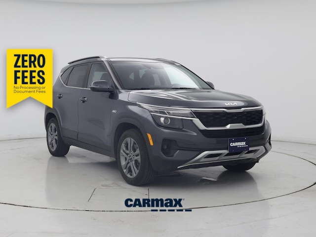 Gray 2023 Kia Seltos SUV / Crossover All-Wheel Drive Automatic