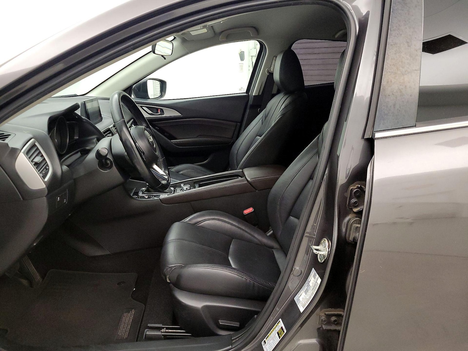 2018 Mazda Mazda3 Touring - Photo 12