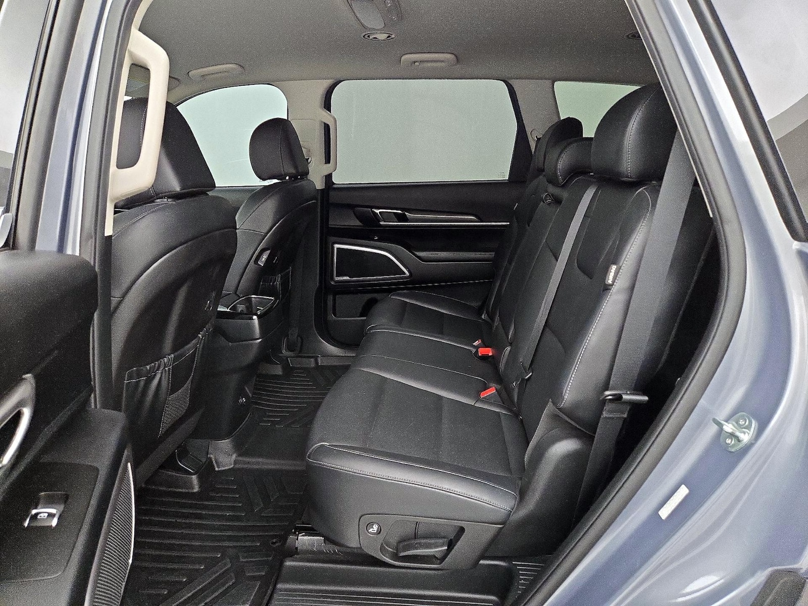 2024 Kia Telluride LX - Photo 21