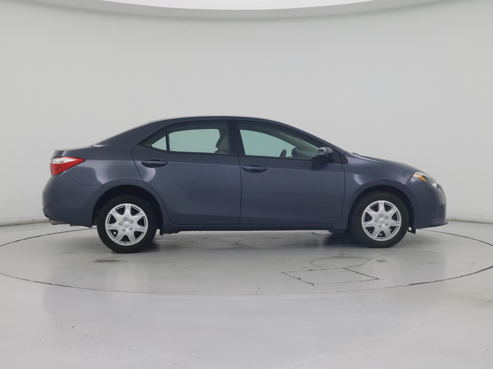 2016 Toyota Corolla LE - Photo 8