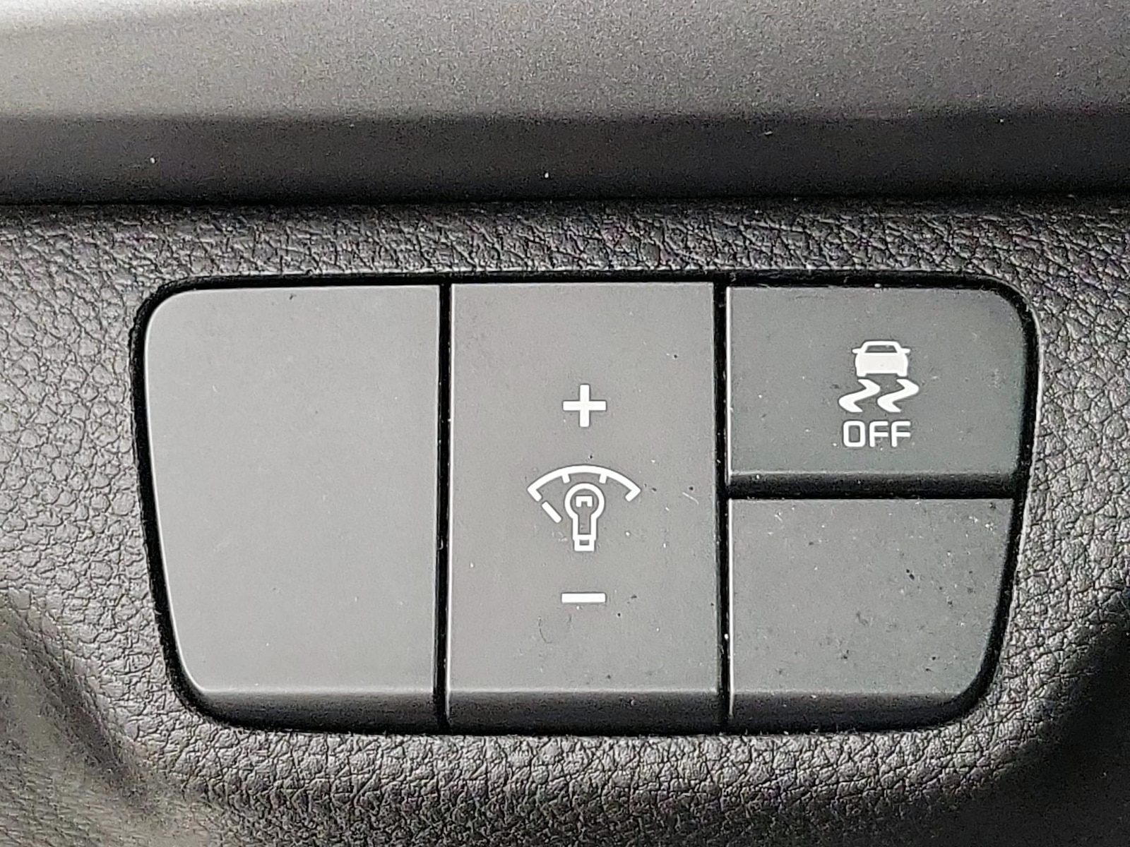 2023 Kia Rio LX - Photo 14