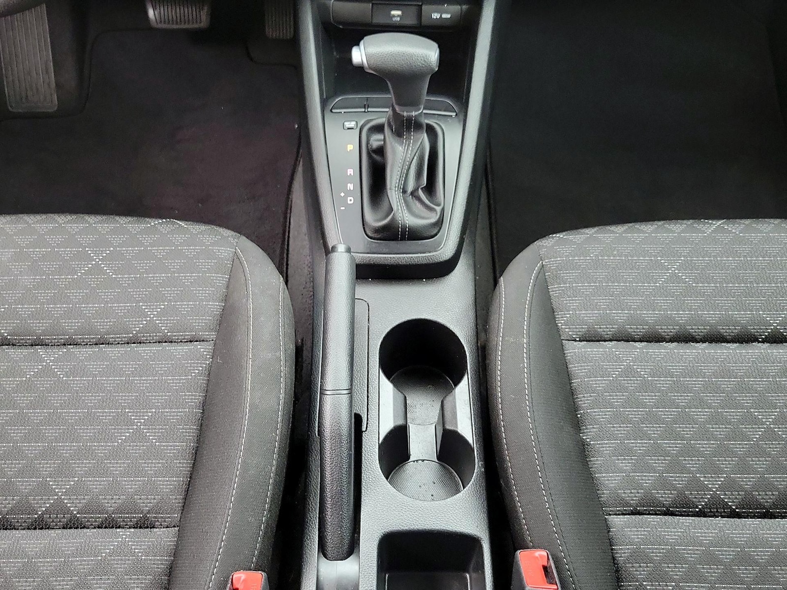2023 Kia Rio LX - Photo 18
