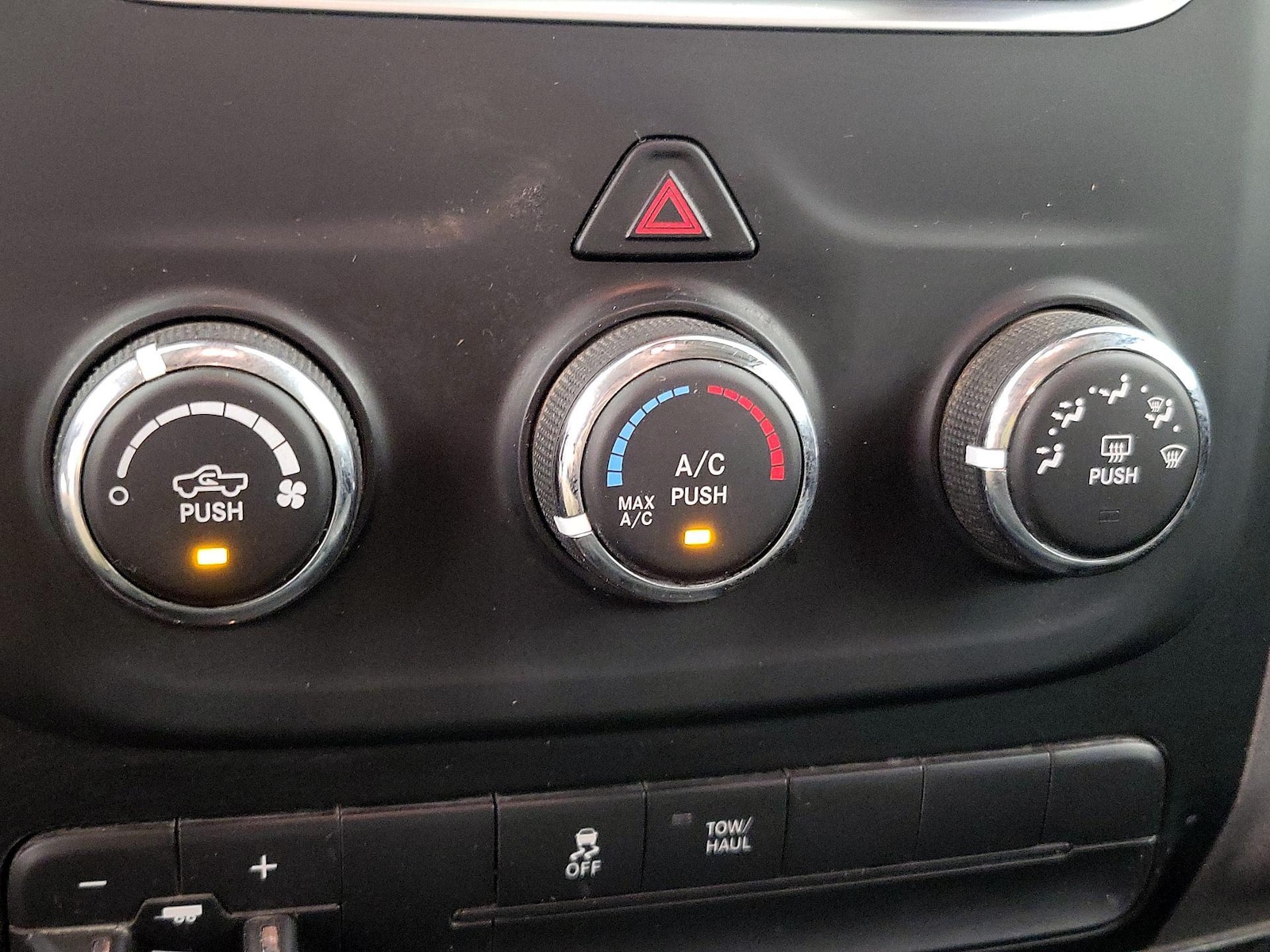 2020 RAM Ram 1500 Classic Tradesman - Photo 17