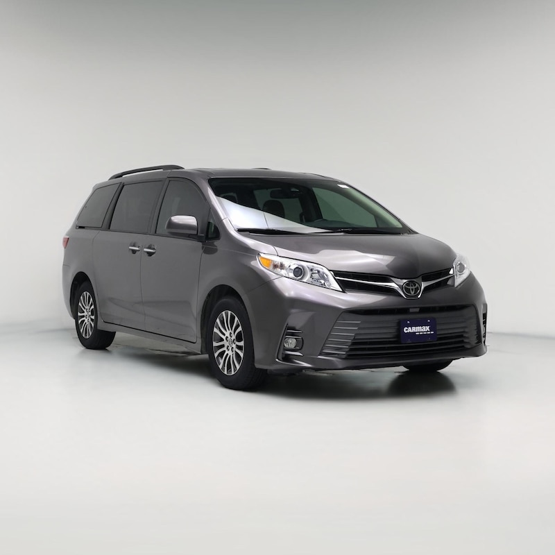 2019 Toyota Sienna XLE