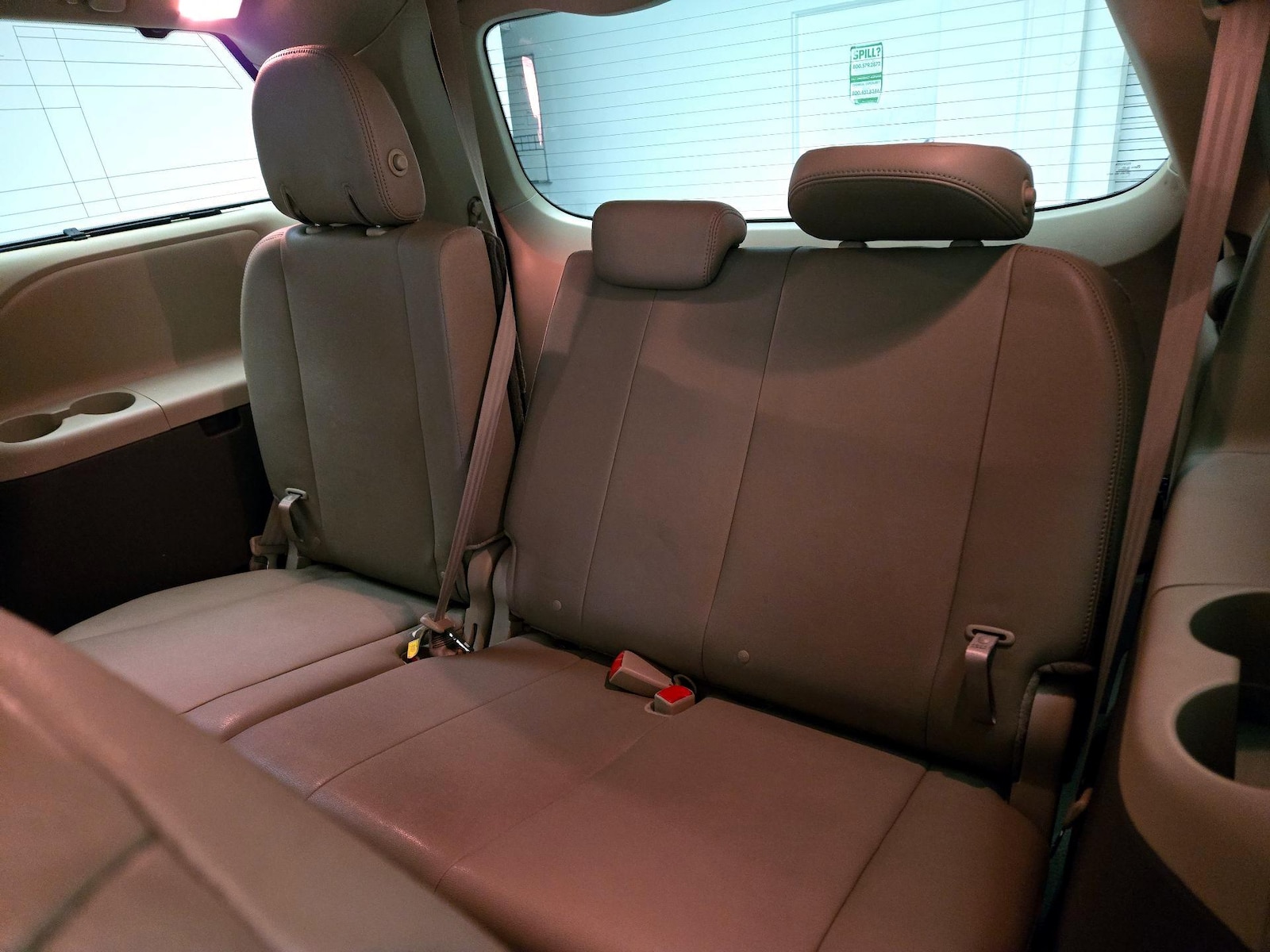 2019 Toyota Sienna XLE - Photo 23