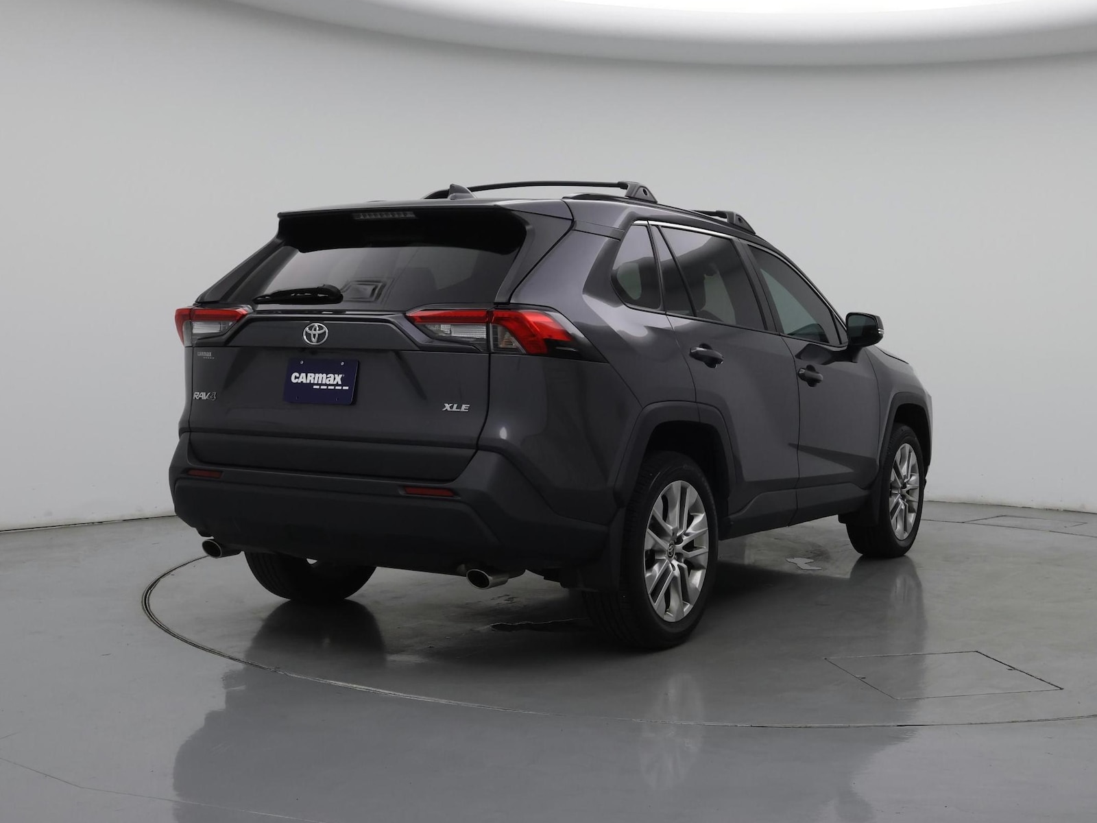 2024 Toyota RAV4 XLE Premium - Photo 9