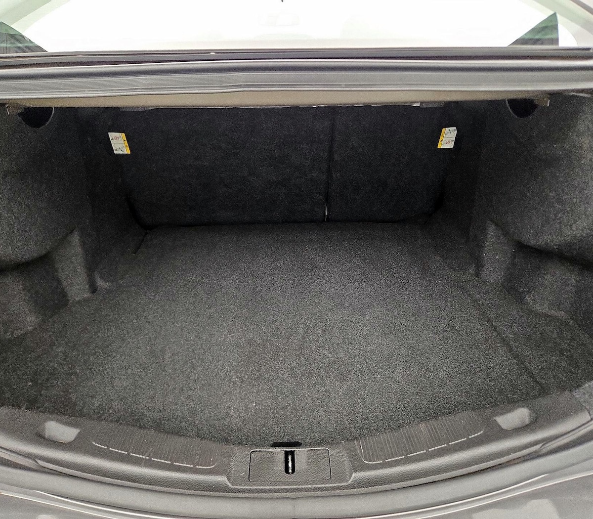 Trunk/Cargo (Seats Up)
