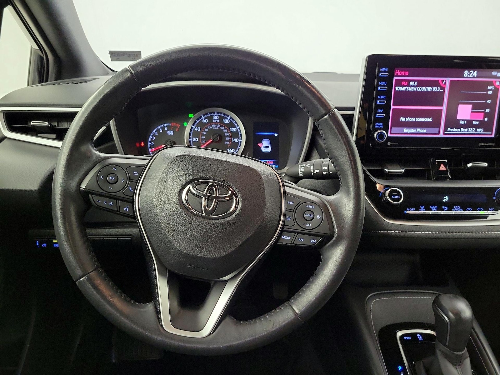 2020 Toyota Corolla Hatchback Nightshade - Photo 11