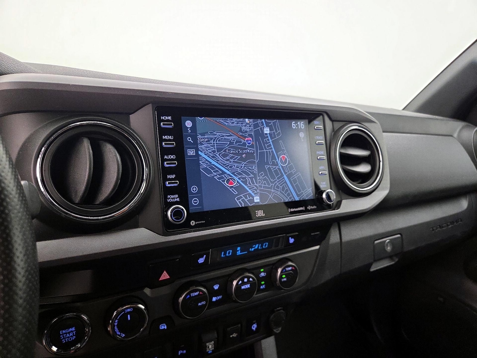 2021 Toyota Tacoma TRD Sport - Photo 15
