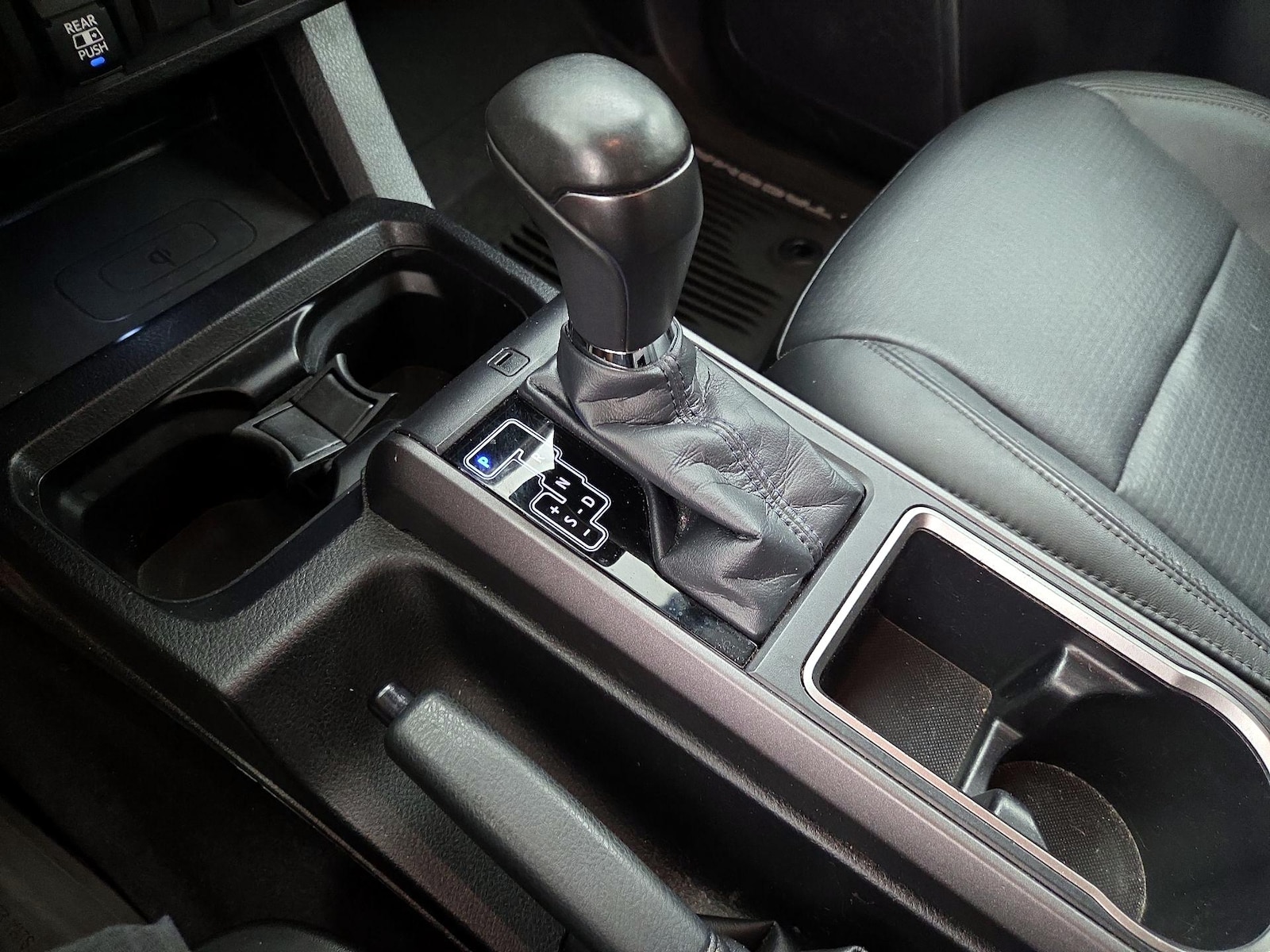 2021 Toyota Tacoma TRD Sport - Photo 19