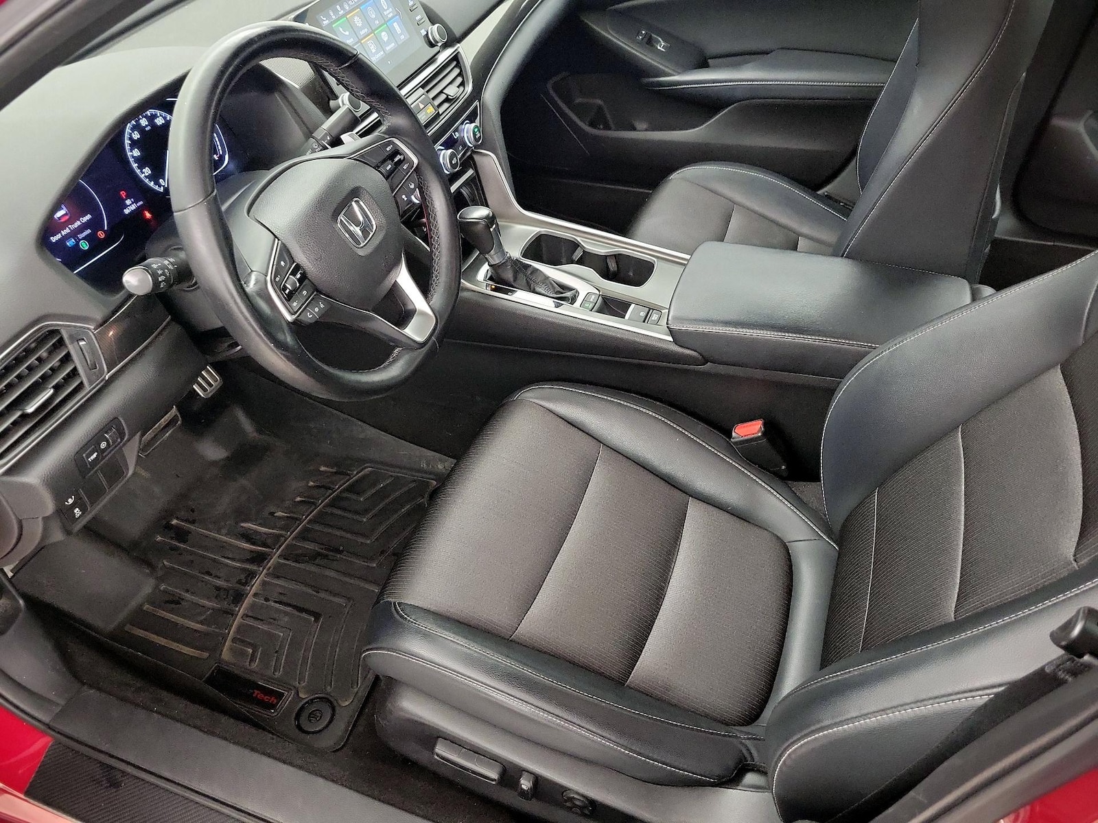 Power Seat(s) & Side Airbags