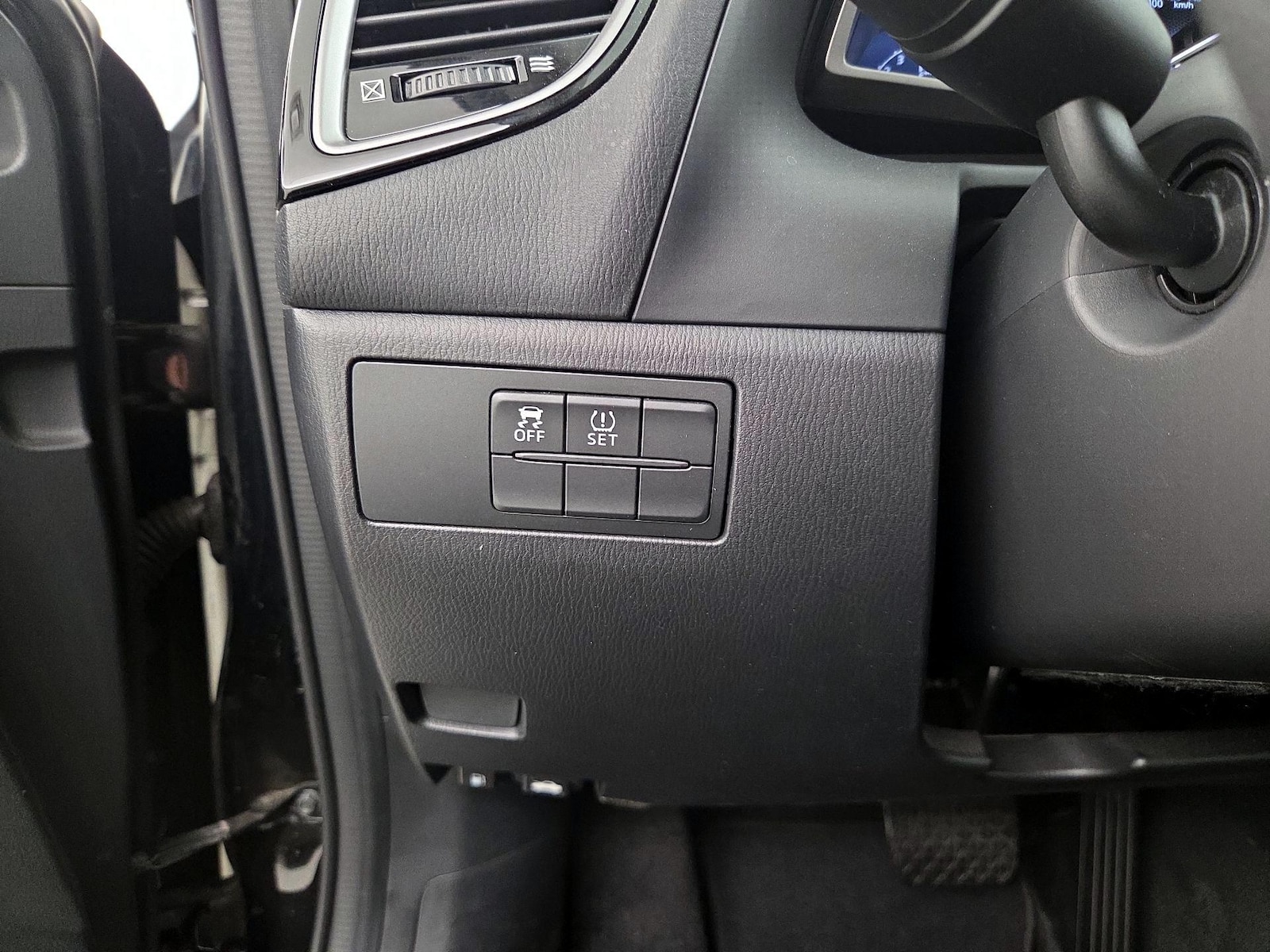 2014 Mazda MAZDA3 i Sport - Photo 14