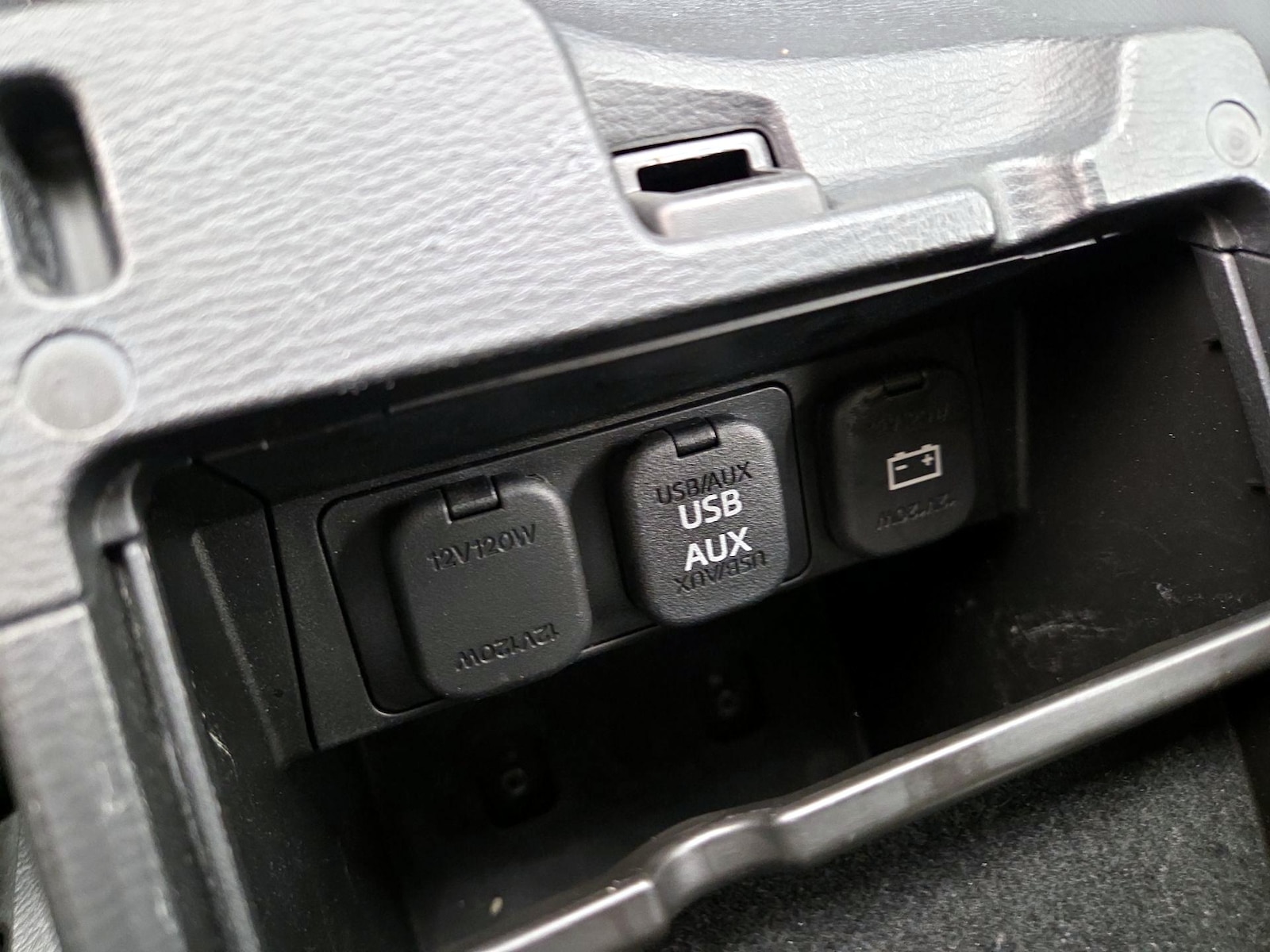 2014 Mazda MAZDA3 i Sport - Photo 18