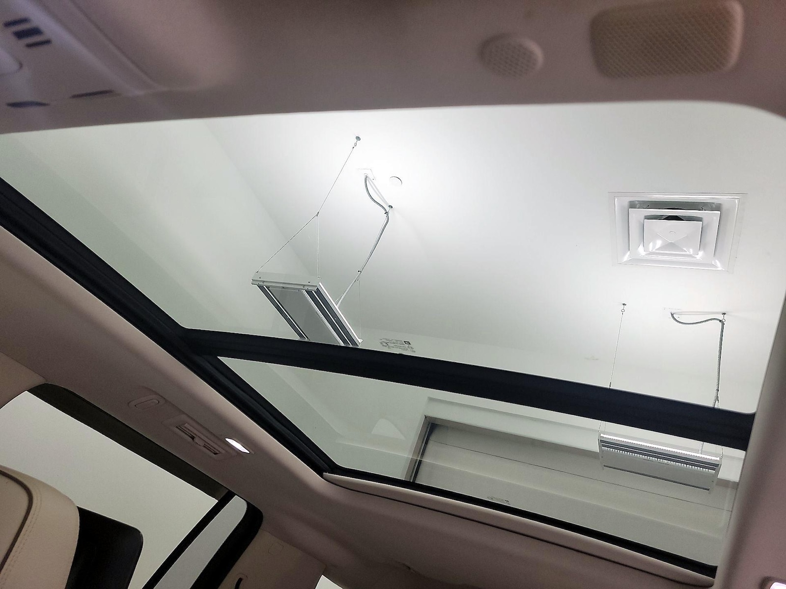 2021 GMC Yukon XL Denali - Photo 21