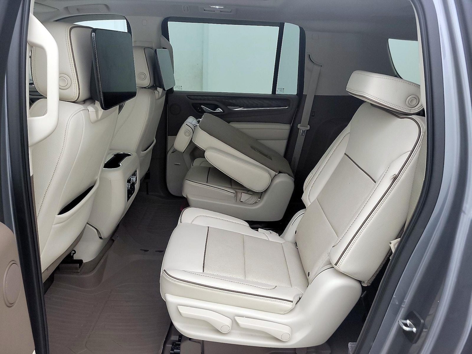 2021 GMC Yukon XL Denali - Photo 22