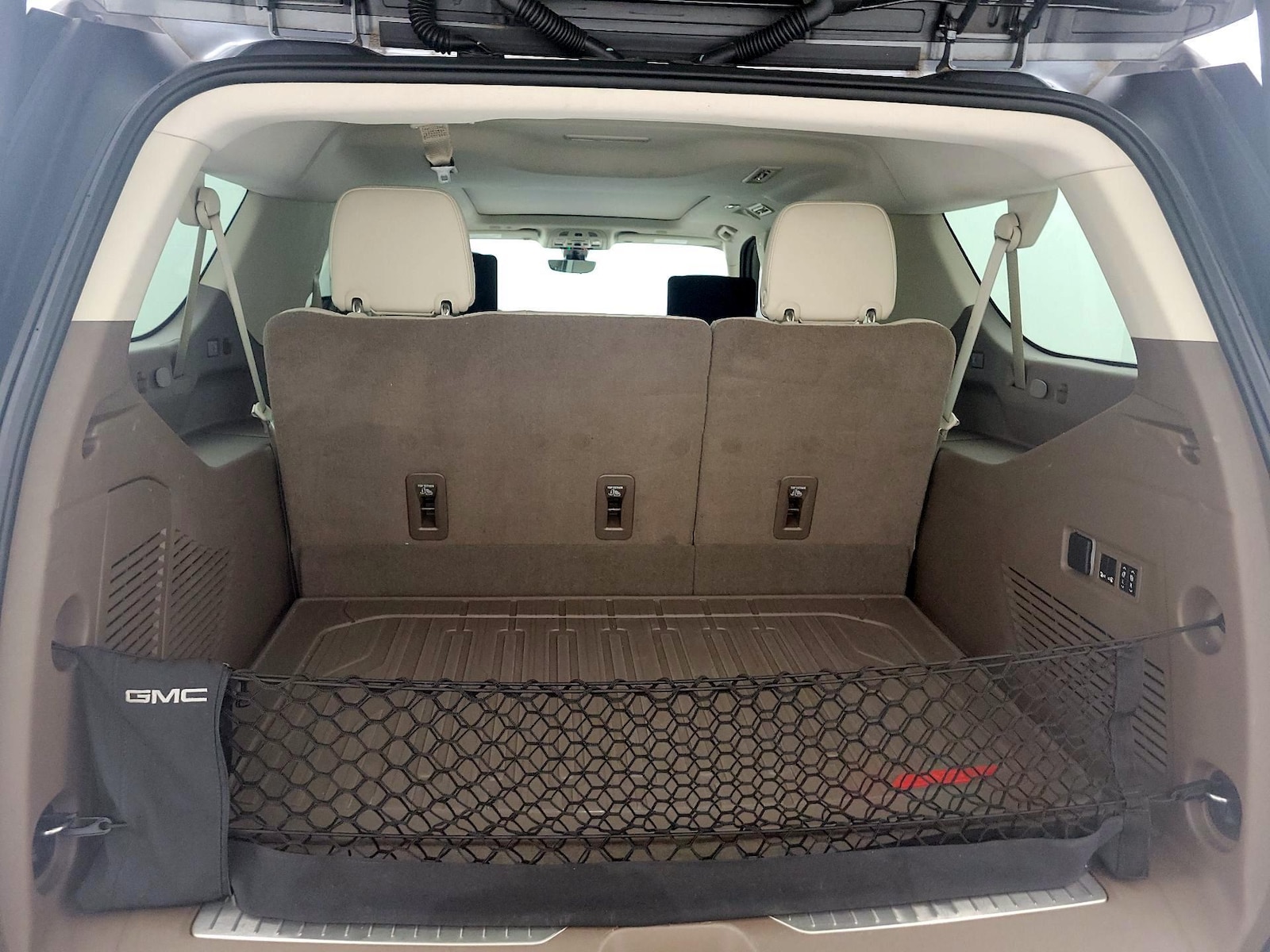 2021 GMC Yukon XL Denali - Photo 24