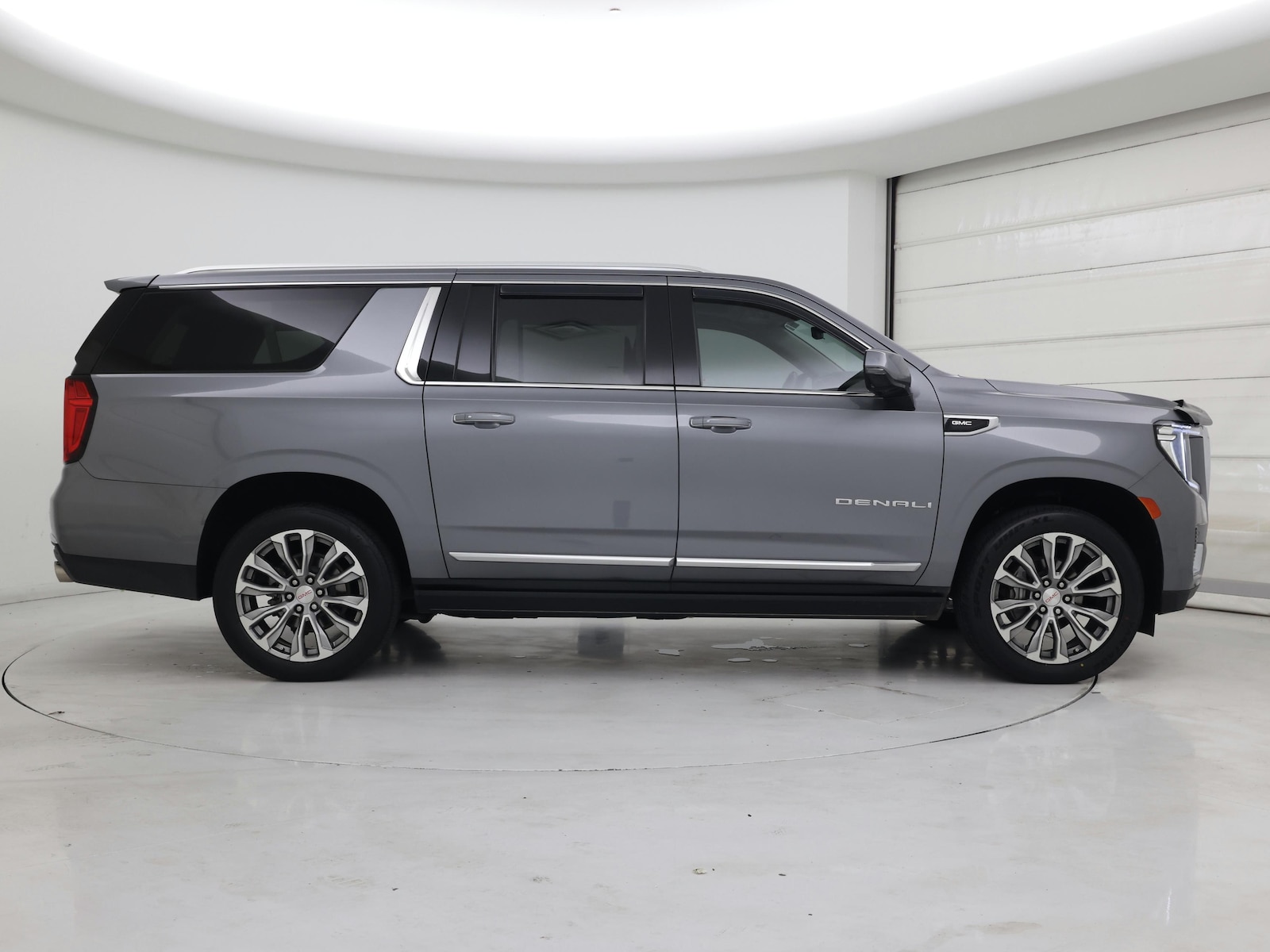 2021 GMC Yukon XL Denali - Photo 8