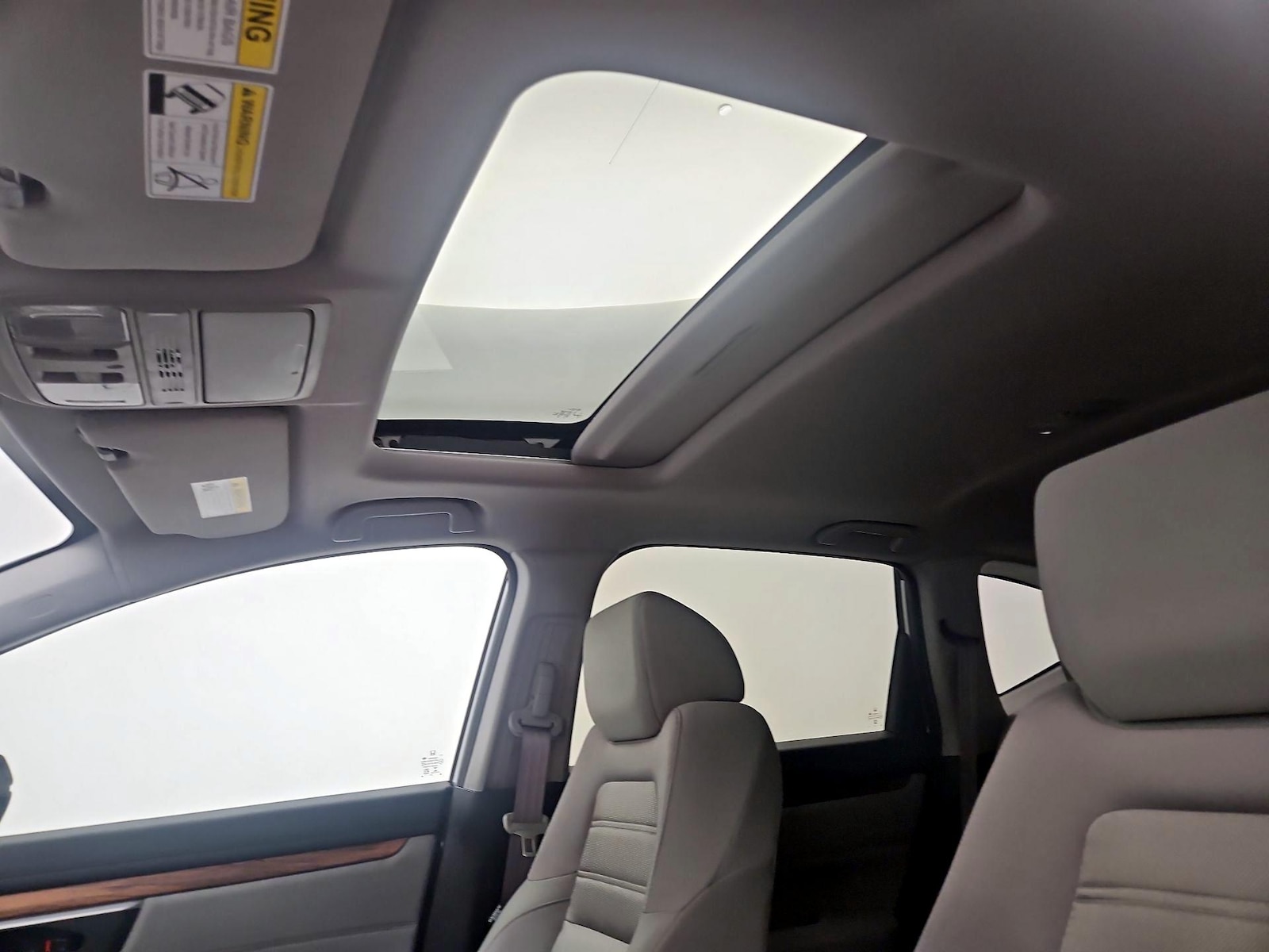Sunroof(s) & Overhead Airbags