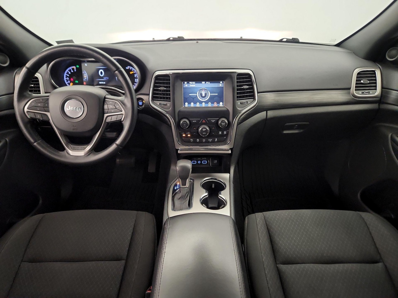 2019 Jeep Grand Cherokee Laredo E - Photo 10