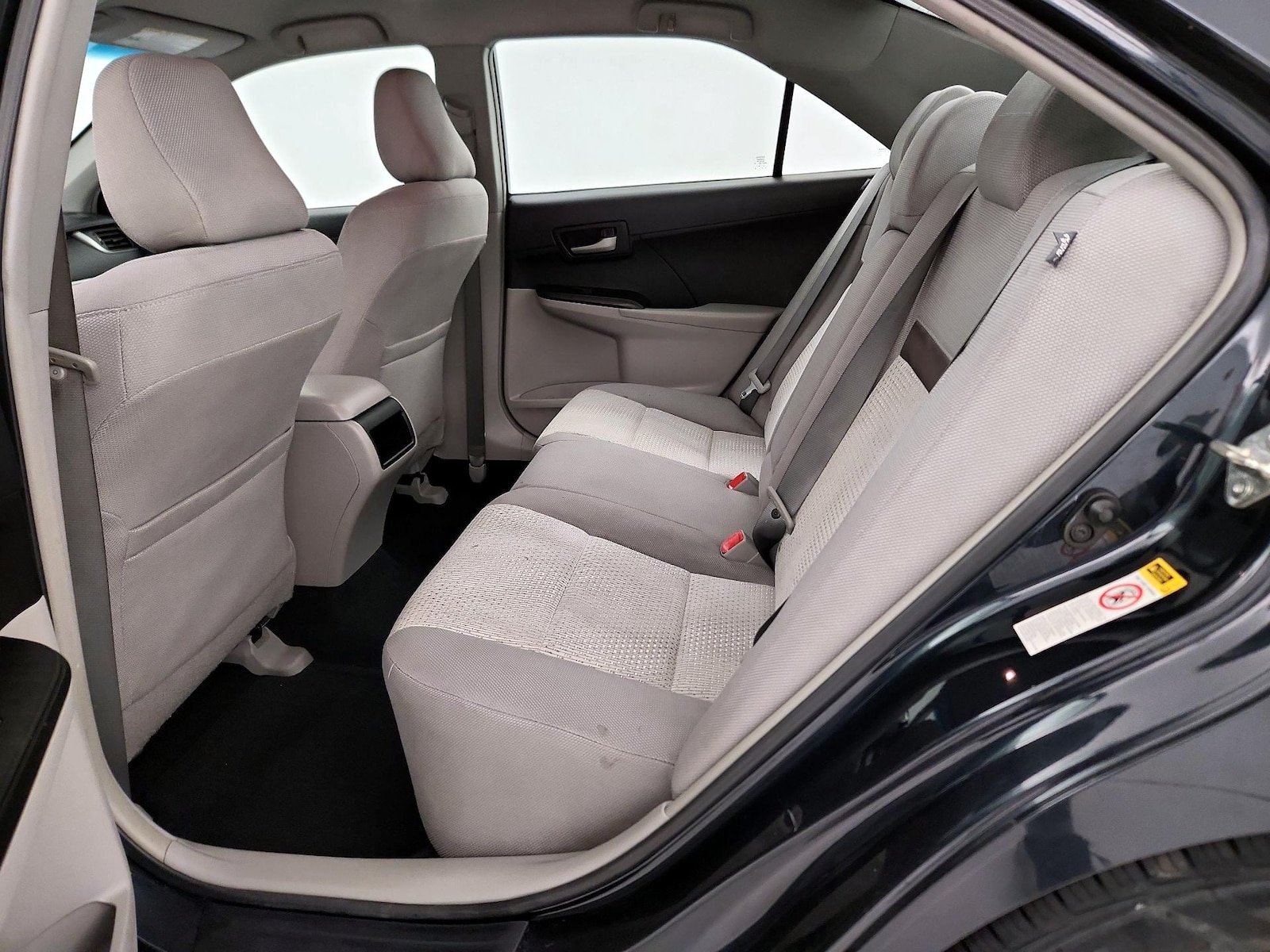 2014 Toyota Camry LE - Photo 20