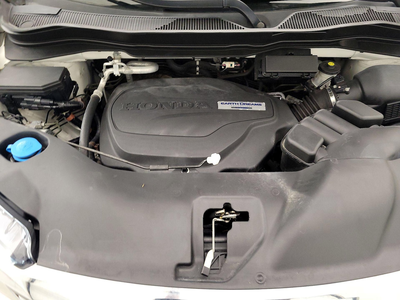 2017 Honda Pilot EX-L - Photo 25