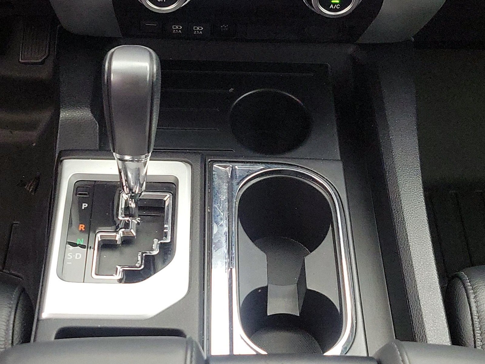 2020 Toyota Tundra Limited - Photo 19
