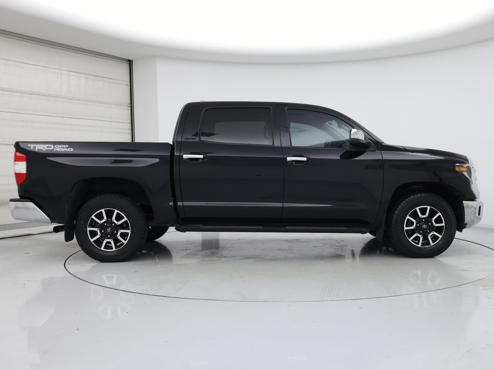 2020 Toyota Tundra Limited - Photo 8