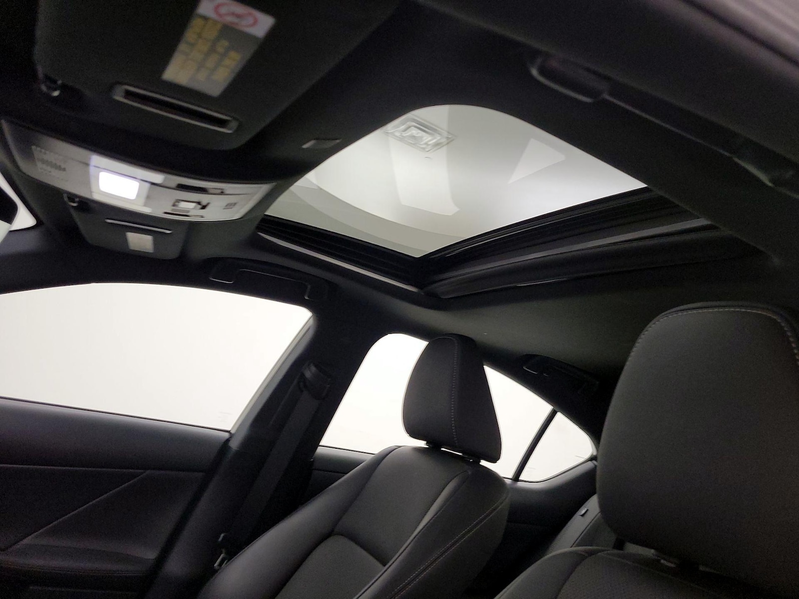 Sunroof(s) & Overhead Airbags