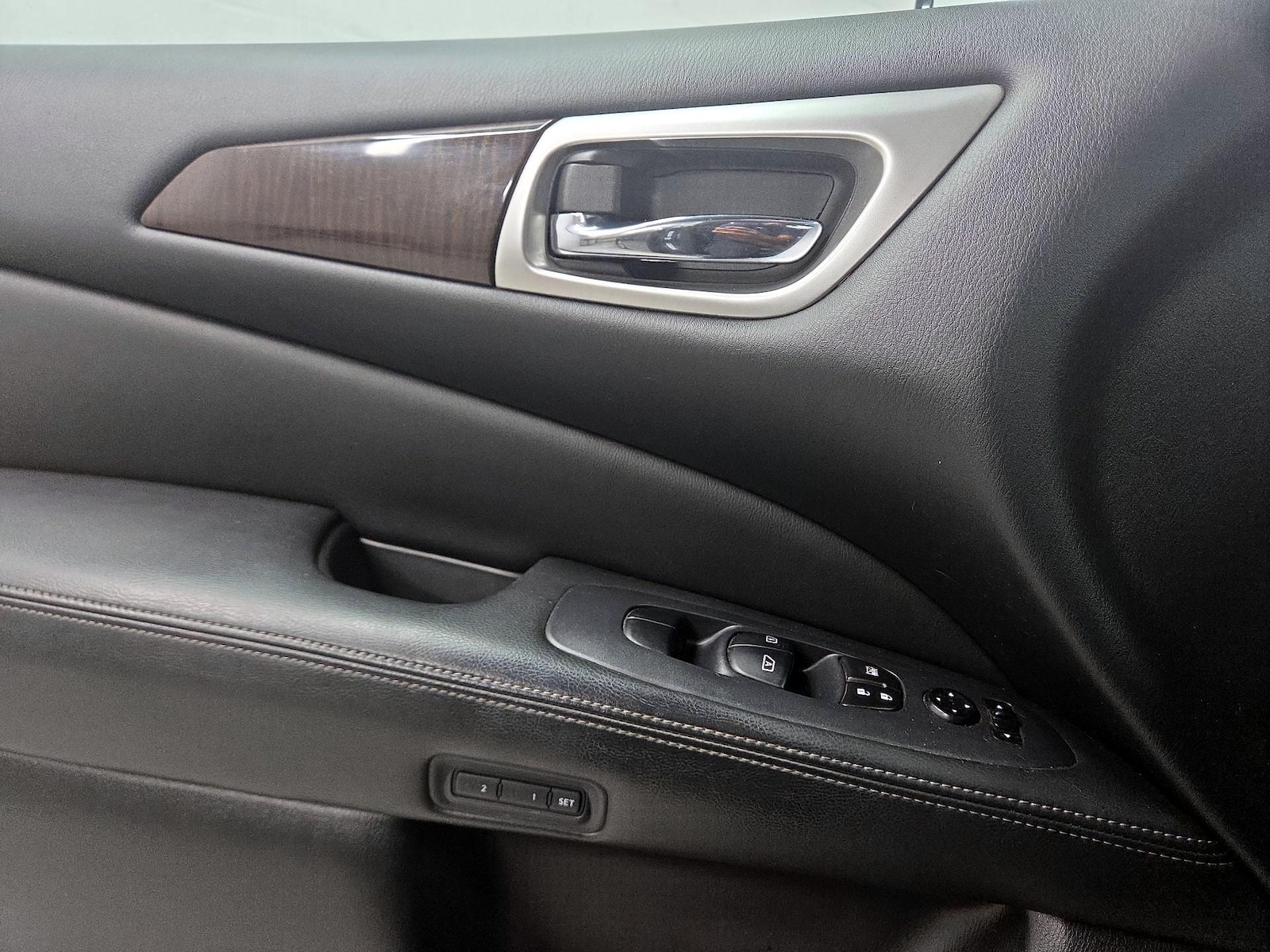 2016 Nissan Pathfinder Platinum - Photo 13